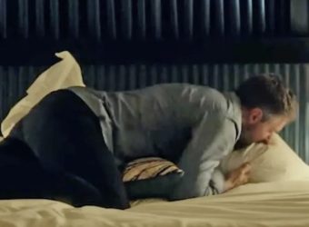 Pillow Scene from ‘Obsession’ is Creeping People Out